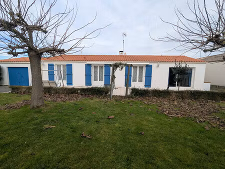 saint jean de monts centre maison 94 m2 environ  3 chambres  jardin et garage.