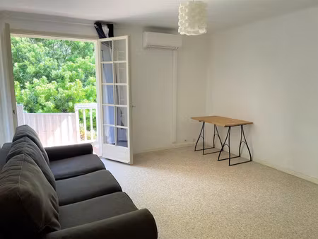 location meublée appartement 2 pièces 37.5 m² à bormes-les-mimosas (83230)  695 €