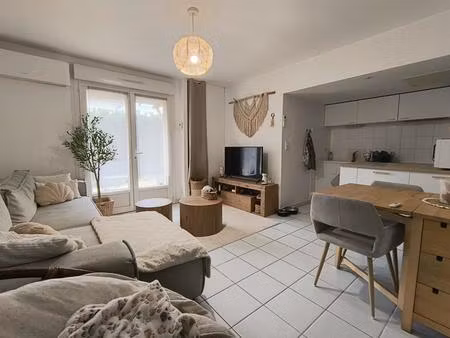 appartement t2 rez-de-jardin avec garage - montauban la fobio