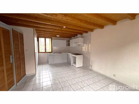 à louer - appartement t3 à ria
