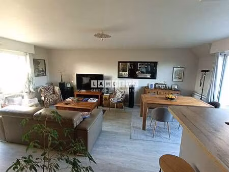vente appartement 3 pièces à saint-avé (56890) : à vendre 3 pièces / 68m² saint-avé