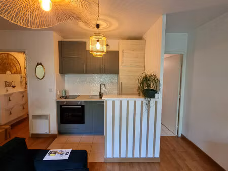 studio meublé de 26 m2 avec terrasse jardin de 50 m2