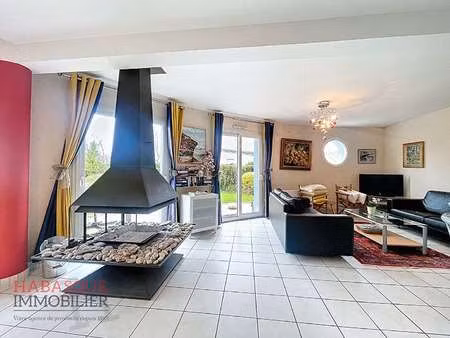 location maison meublé à tréflez (29430) : à louer meublé / 142m² tréflez