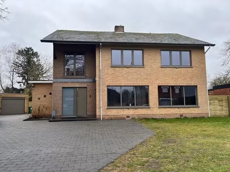 huis te huur in balen met 4 slaapkamers