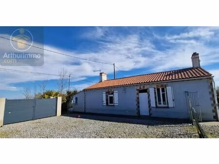 maison dépendances et 3 5 hectares