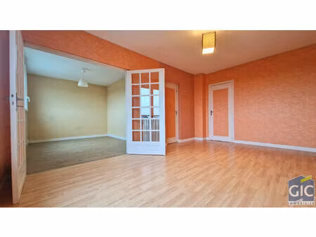 t3 ascenseur balcon parking