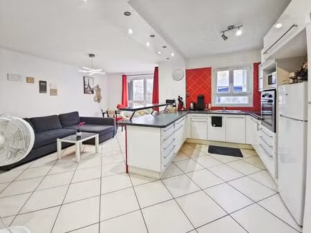 t2 avec jardin privatif à noisy-le-grand