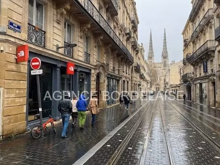 bordeaux  commerce de prêt-à-porter d'environ…m².