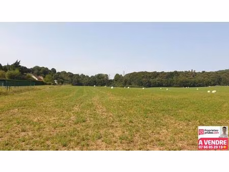 terrain à bâtir de 422 m²