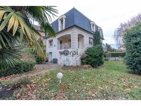 maison mansart indépendante avec vue sur la marne