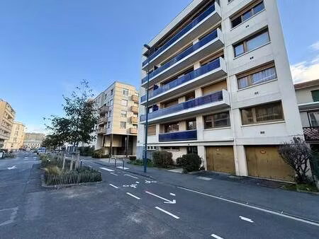 appartement quartier proche coubertin - salins avec balcon
