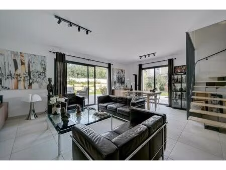 vente appartement de luxe aix-en-provence 4 pièces 111.6 m² <meta name="description" conte