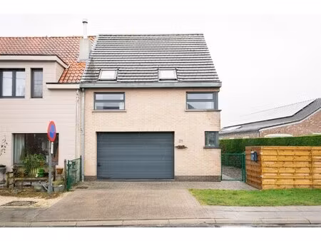 huis te huur in stekene met 2 slaapkamers