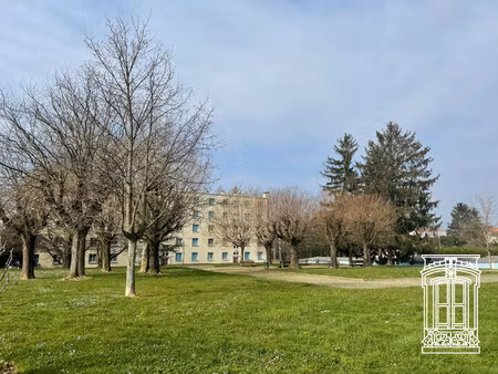 location appartement 3 pièces 53m² genay 69730