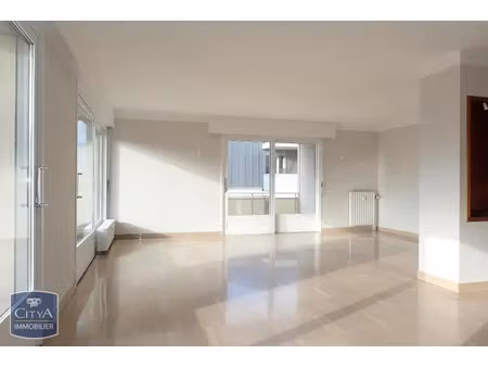 appartement à louer 6 pièces 155.78 m² - chambéry (73) - 1 621€