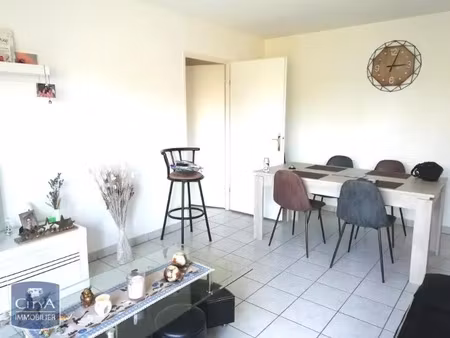 appartement à louer 2 pièces 44.67 m² - isbergues (62) - 494€