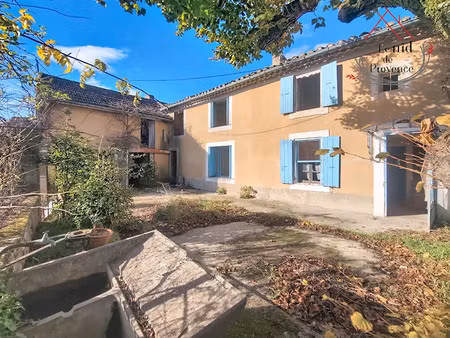 vente maison 6 pièces 86 m² à grillon (84600)  150 000 €