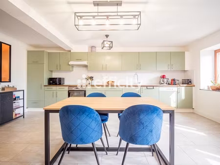 maison 4 pièces - 106 m²