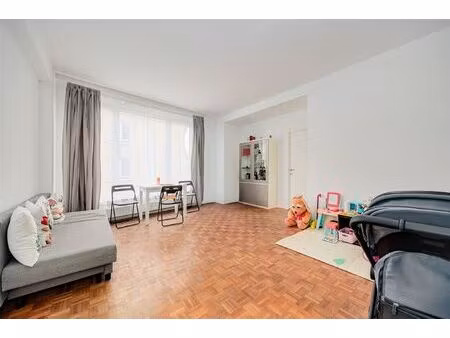 licht hoekappartement met 1 slk aan het oude gerechtsgebouw