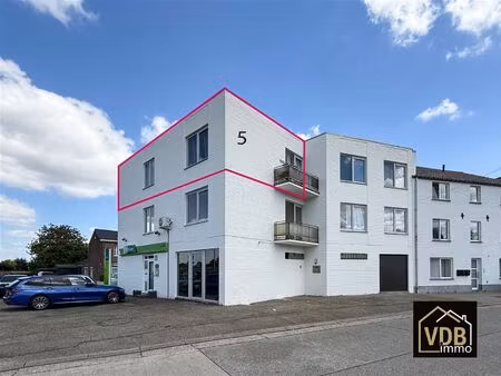 gerenoveerd appartement - 2 slaapkamers