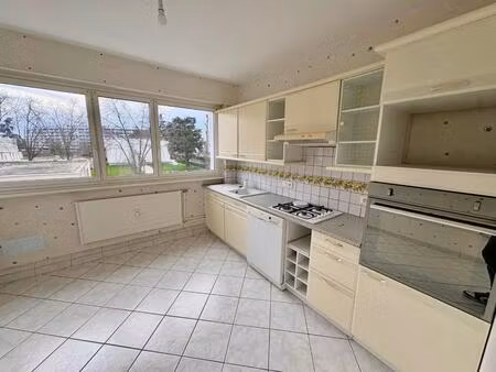 appartement t3 a louer a roanne - hopital