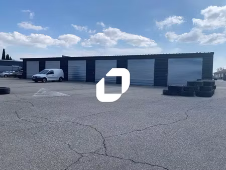 petit stockage disponible