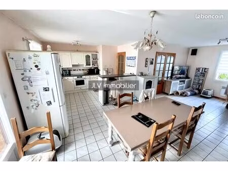 maison 8 pièces 114 m²