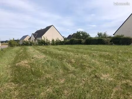 terrain 418 m² druye