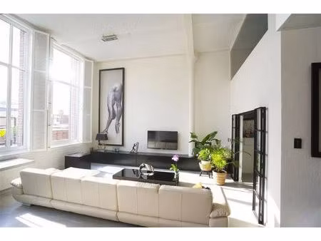 architecturale luxe loft – zeldzaam  stijlvol & met staanplaats...