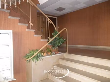 appartement 3 pièces 69 m²