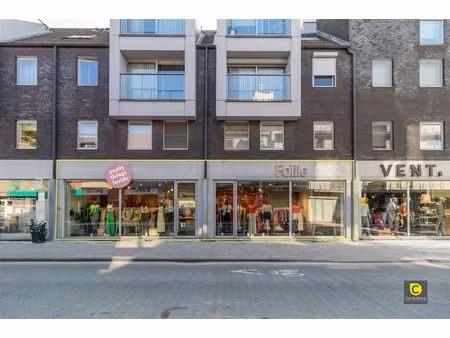 handelspand in het centrum van aartselaar!