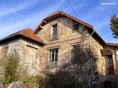 maison 8 pièces 180 m²