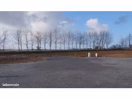 terrain 790 m² autretot