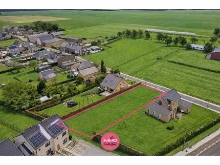 bouwgrond voor open bebouwing van 1045 m² vlakbij maastricht!