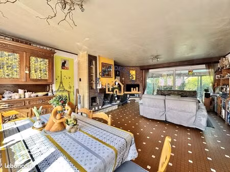 maison 8 pièces 140 m²