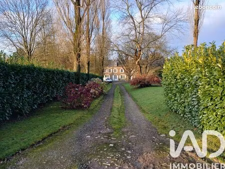 propriété 11 pièces 212 m²