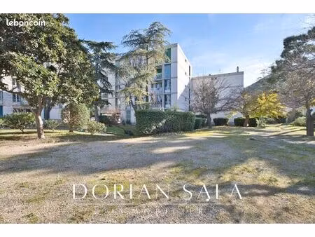 appartement 5 pièces 96 m²