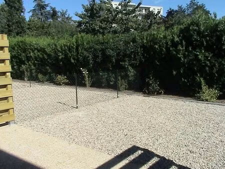 location appartement 3 pièces 57 m² à meyzieu (69330)