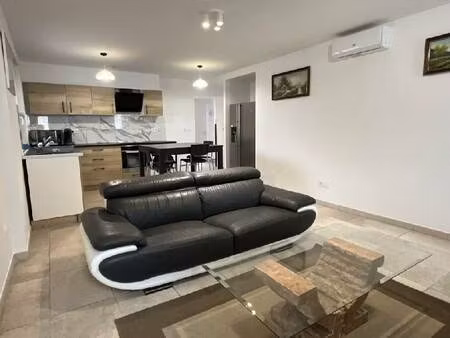 location appartement 3 pièces 64 m² à saint-priest (69800)