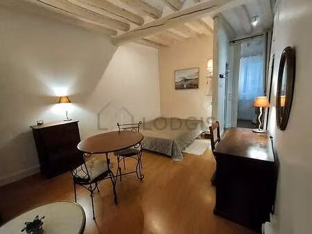 studio meublé avec ascenseur