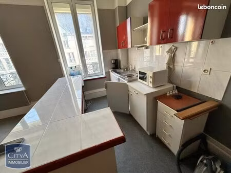 studio 1 pièce 25 m²