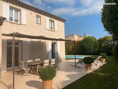 maison 5 pieces 140 m2 puyricard centre