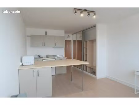 studio meublé 27 m² - hypercentre orsay – entièrement rénové