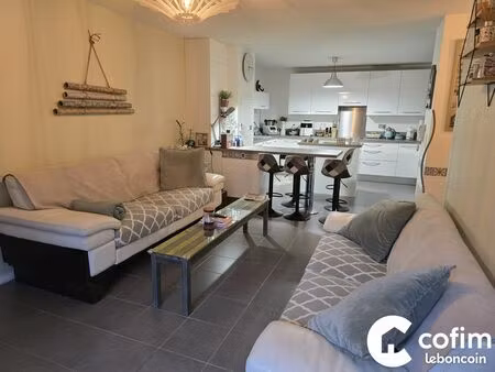 appartement 3 pièces 75 m²