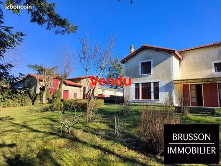 propriété 9 pièces 287 m²