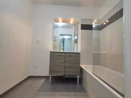 appartement 2 pièces 69 m²