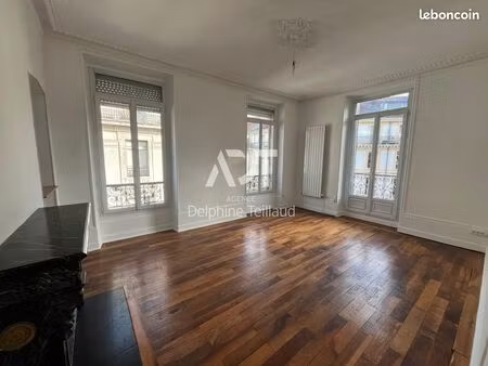 appartement 3 pièces 89 m²