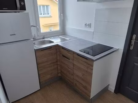 studio meublé tarbes 22m2 cuisine séparée + parking privatisé