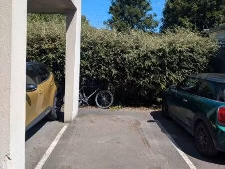 place de parking chelles centre