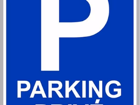 place de parking dans garage commun fermé